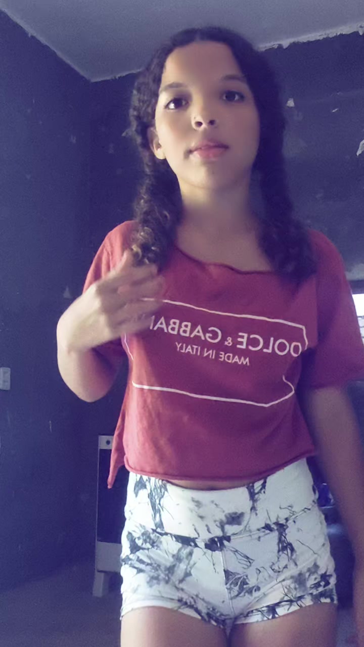 @Mariahozana_