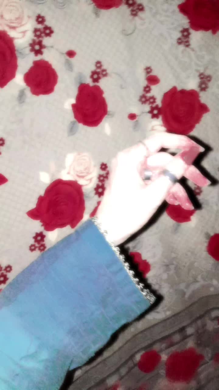 @Waliya✧༺♥༻✧🐥