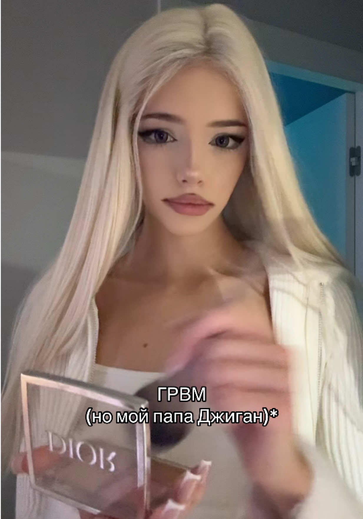 @VLATESSA