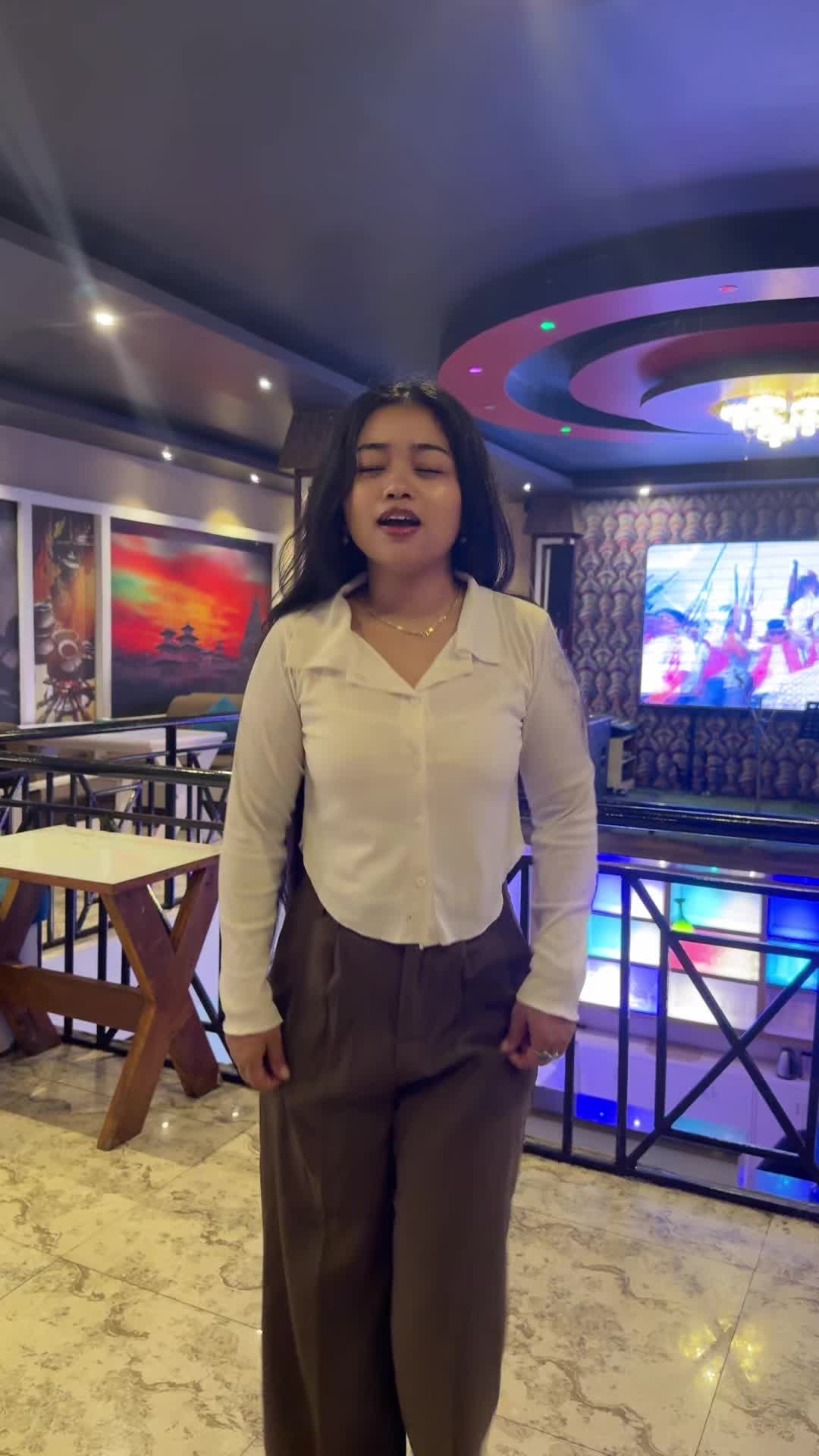 @Anisha📿🌷