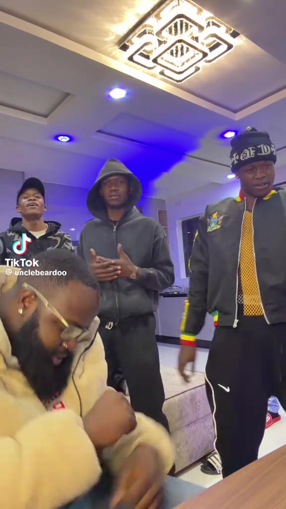 @tkingmakerzw