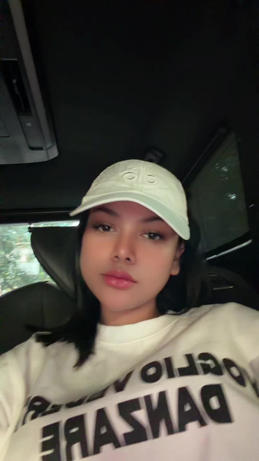@Kikinii