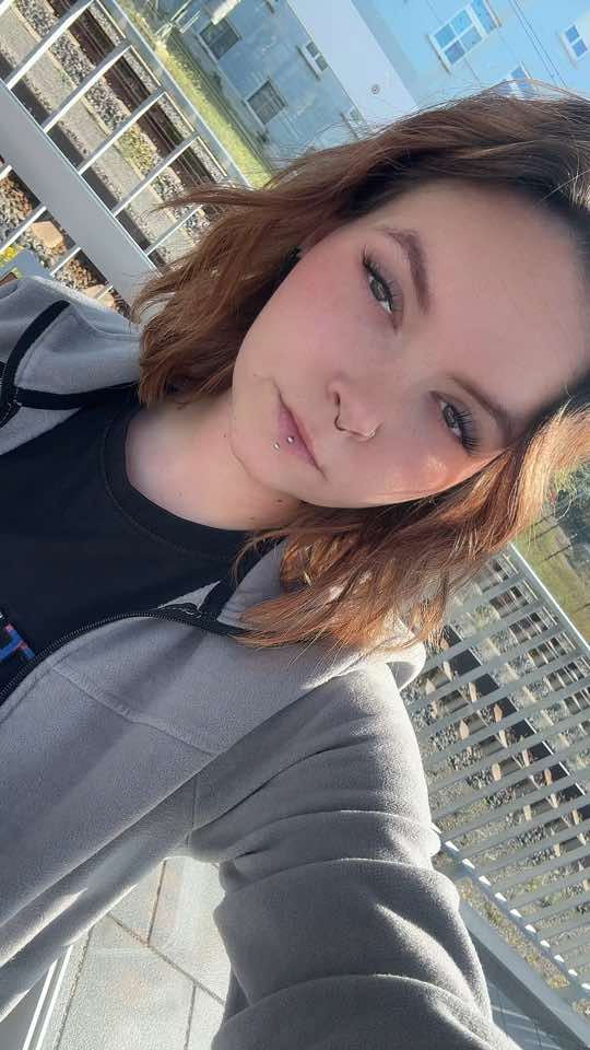@Leksi