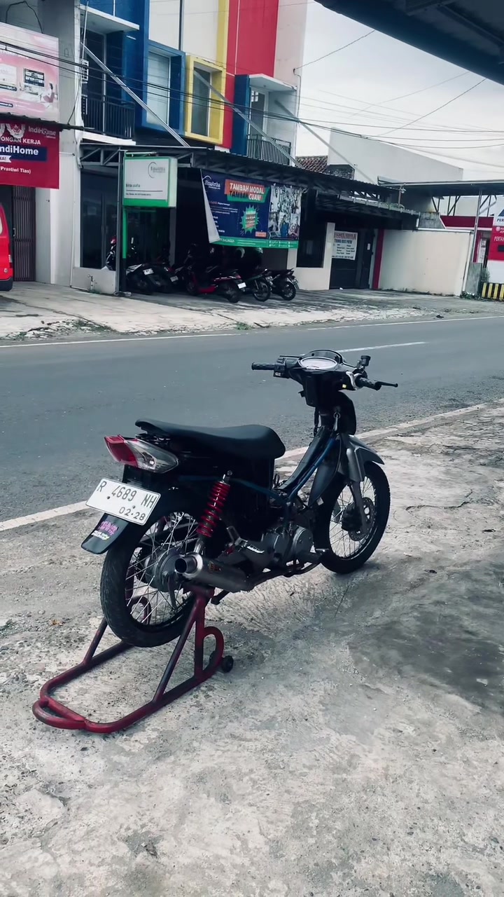 @𝘿𝙖𝙣𝙪 𝙗𝙪𝙠𝙖𝙣 𝘿𝙖𝙣𝙞