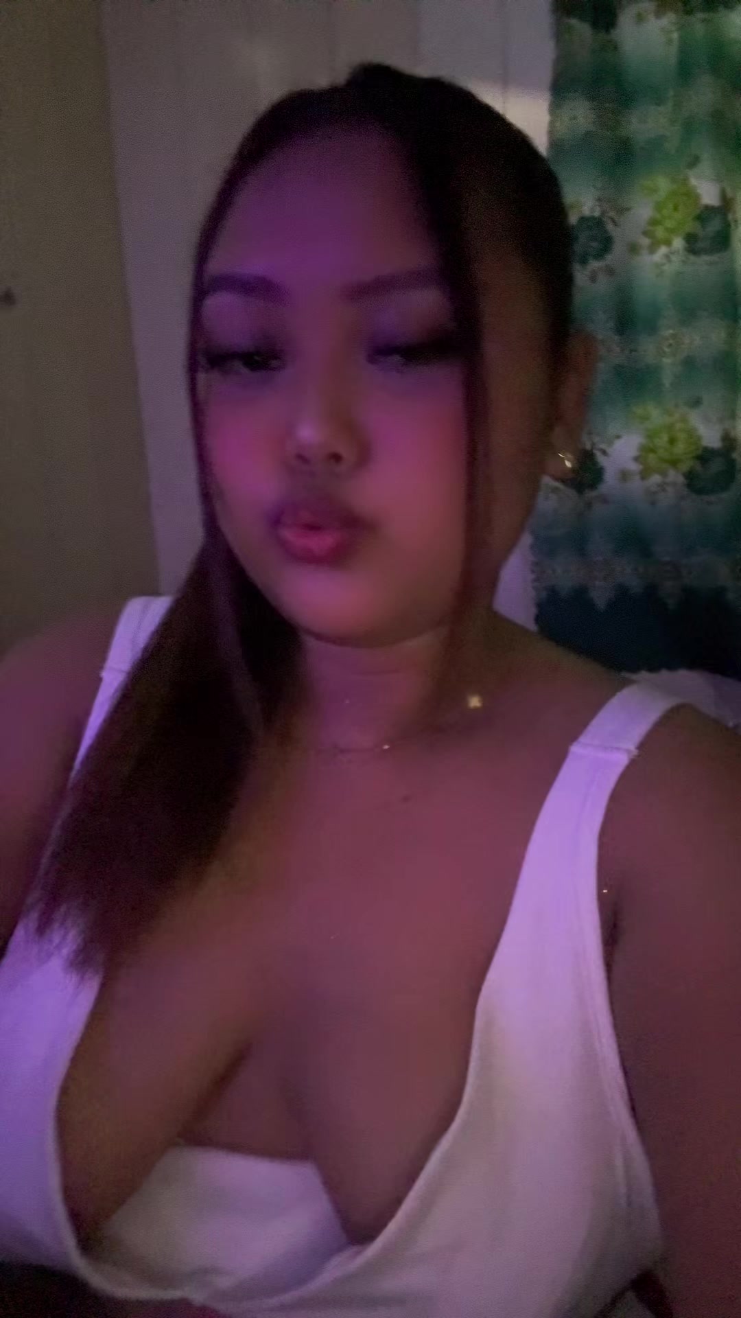 @𝖈𝖍𝖆𝖗💫💜