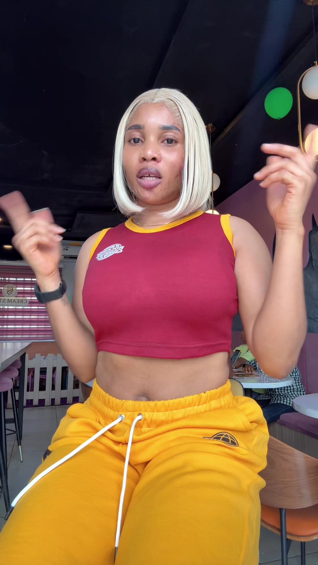 @HER❤️🤭