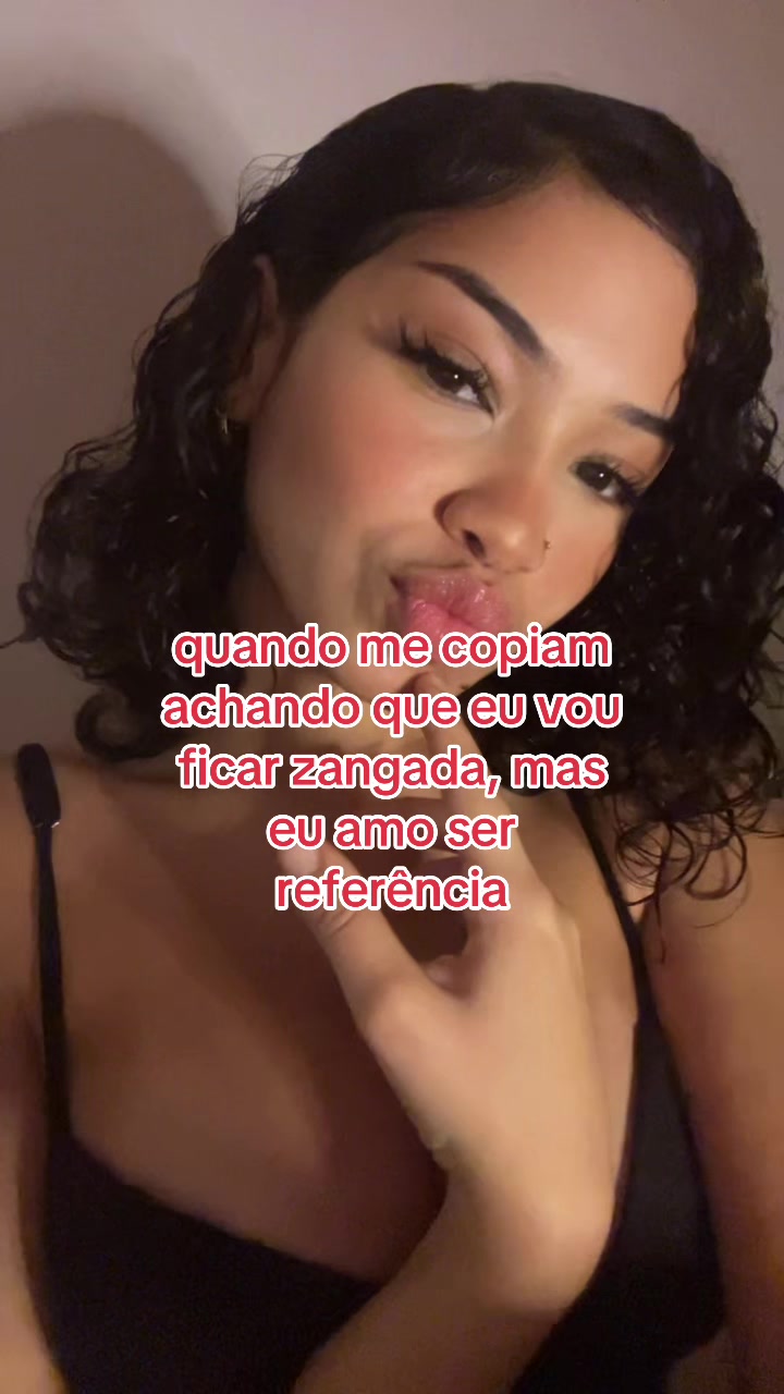 @lau🖤