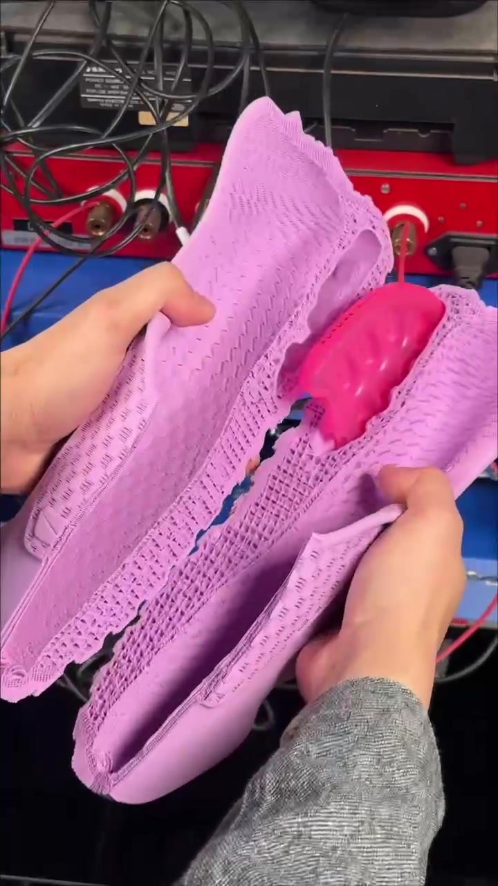 @Sneaker Freaker