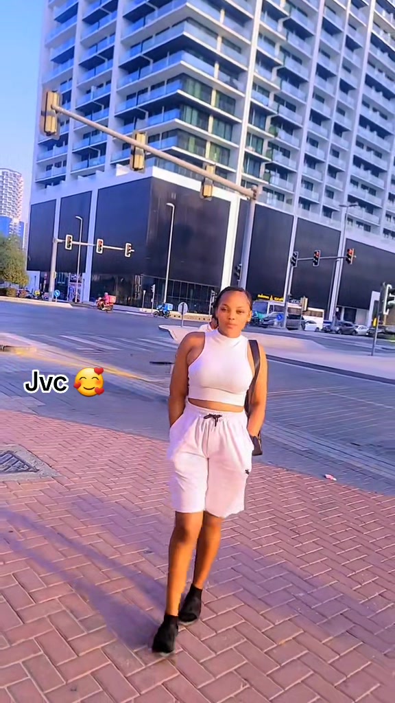 @KENDI 🇰🇪🇦🇪🇺🇲