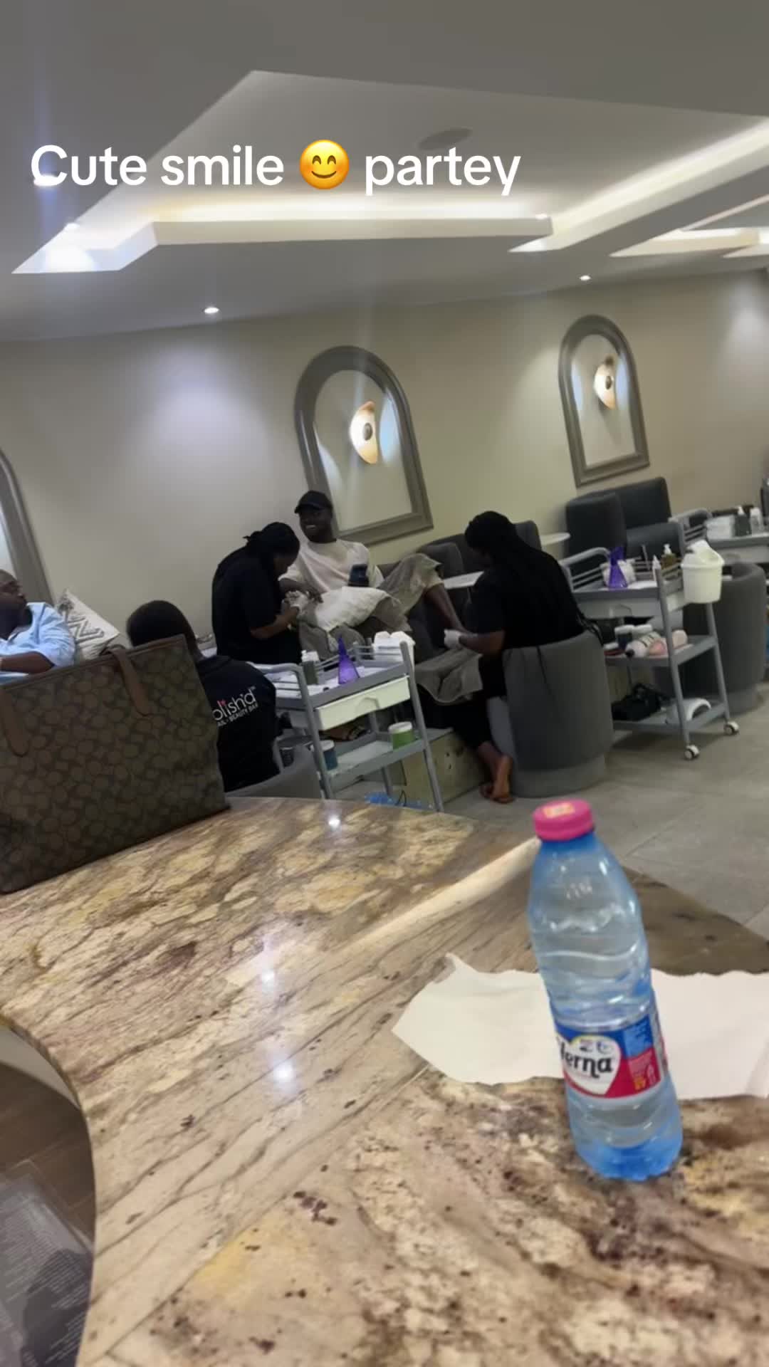 @Adjoa🐚