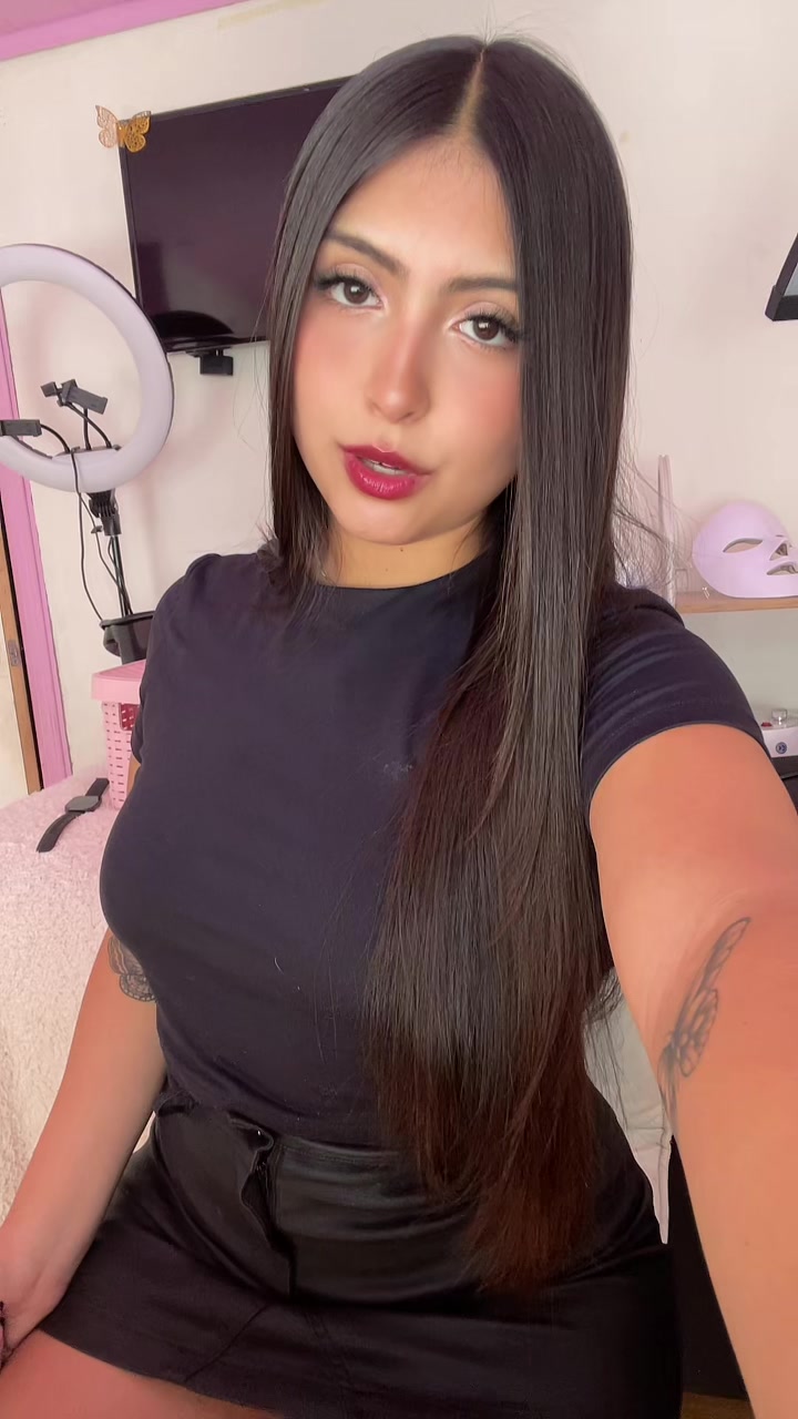 @Mon._Reyes