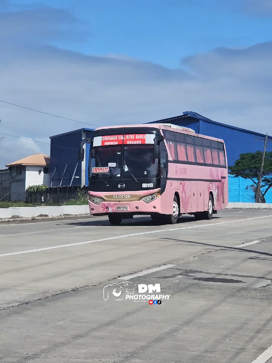 @DM Photography (DM_BusGeek)