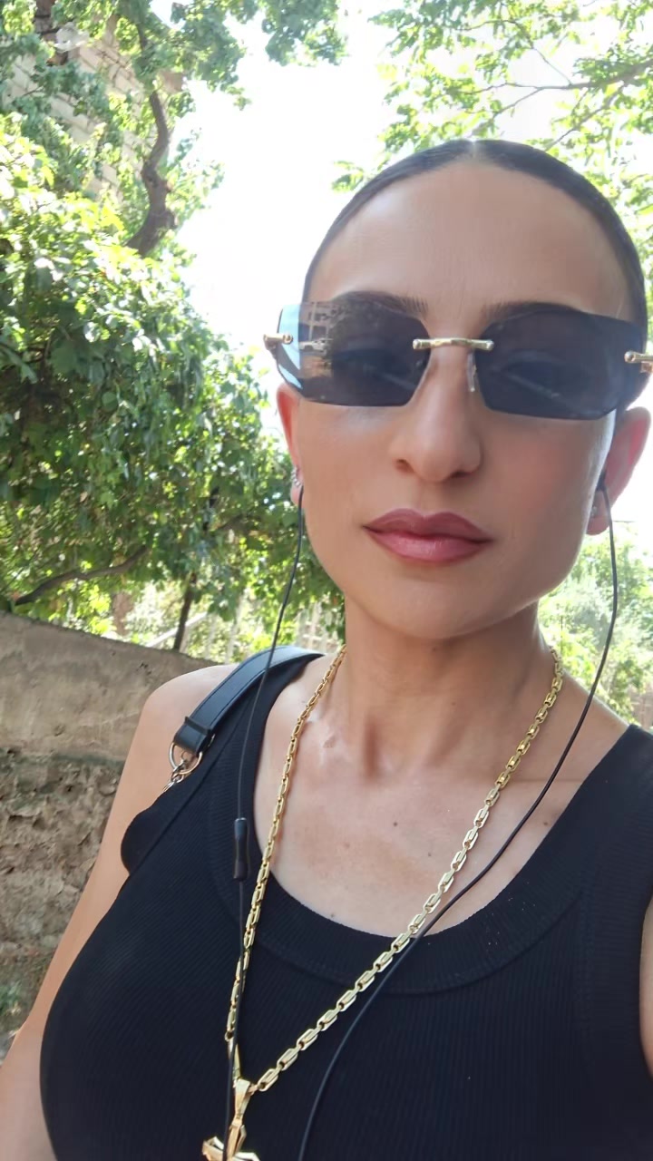 @карина