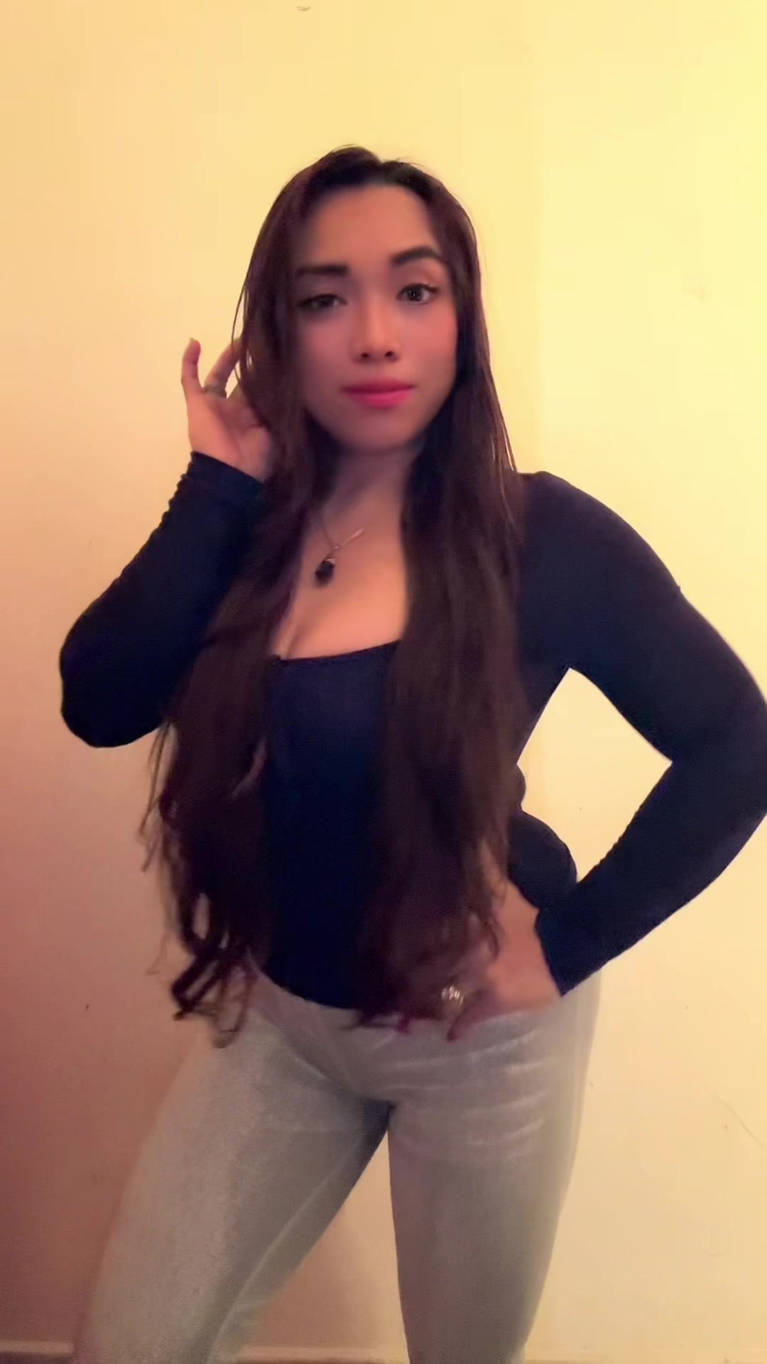 @Bloneca