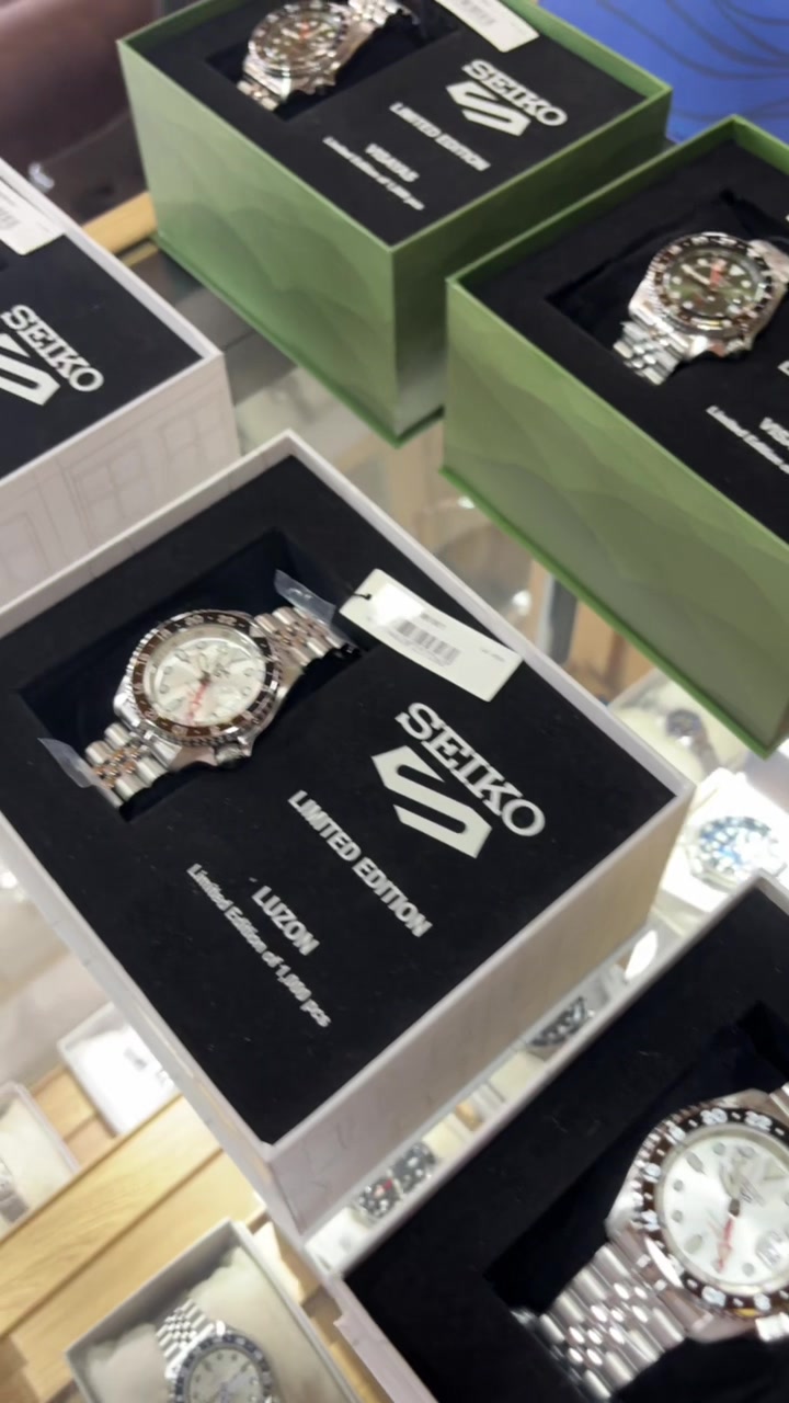 @Yonzon Timepieces