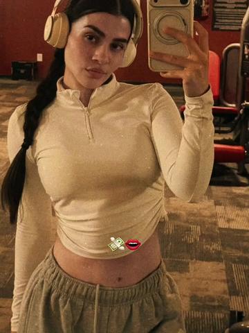 @🦋✨️Gisel Bravo ✨️🦋🦁