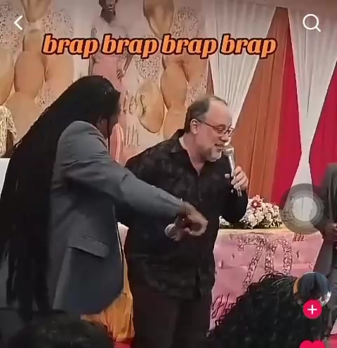 @Derval Maroon✊️