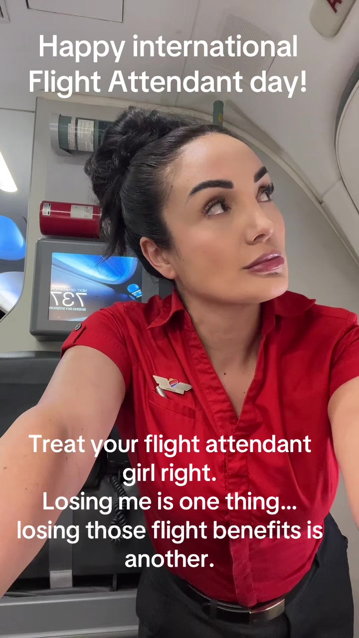 @Josette✈️ |flight attendant|