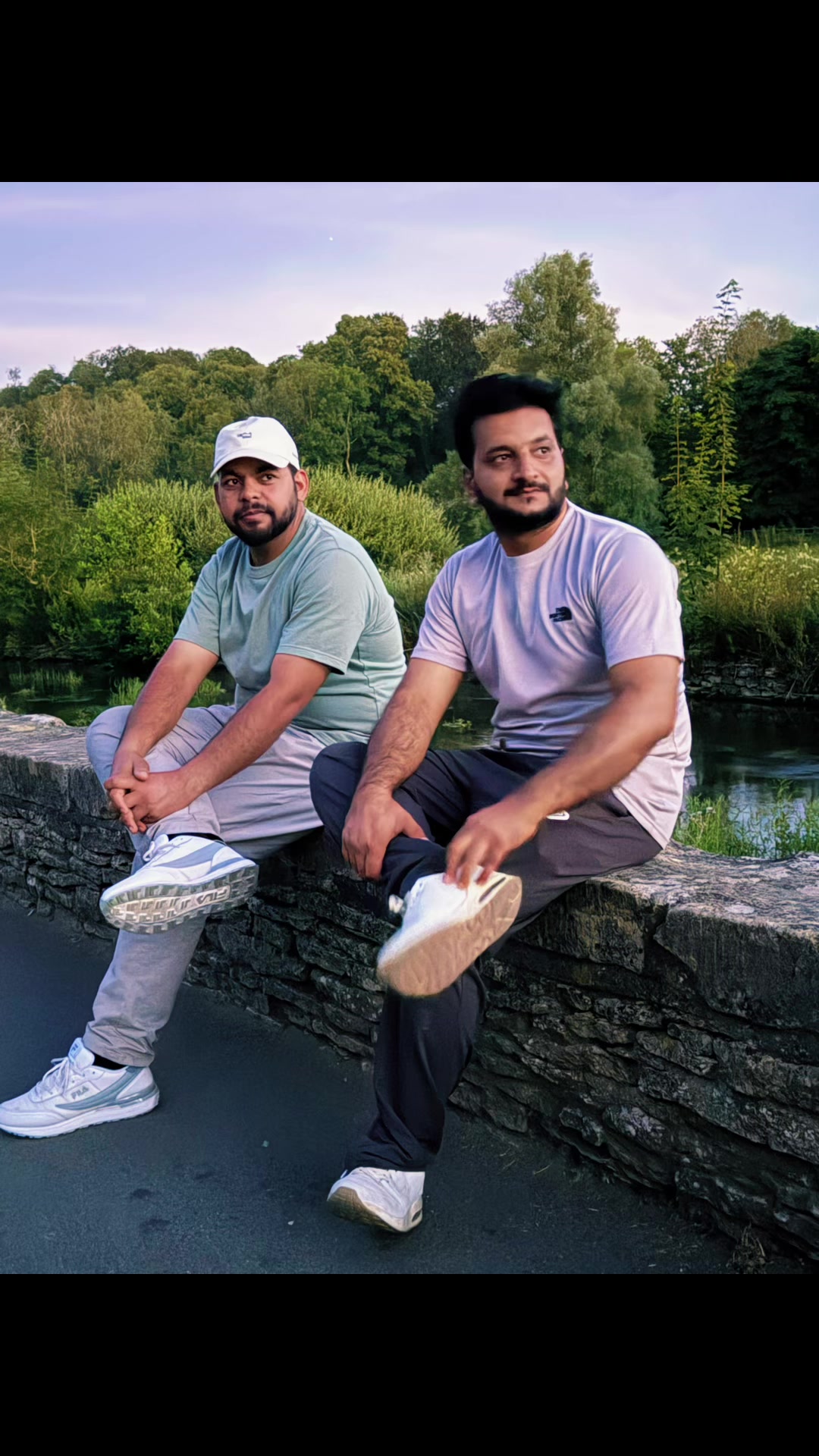 @Zahoor Khan 🇬🇧