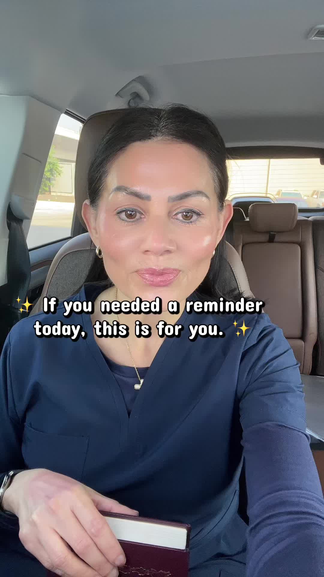 @yvonne.ghalleb ✝️