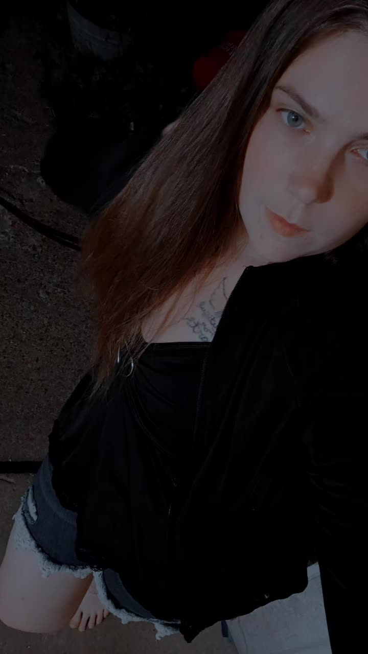 @Ms.moonshine232