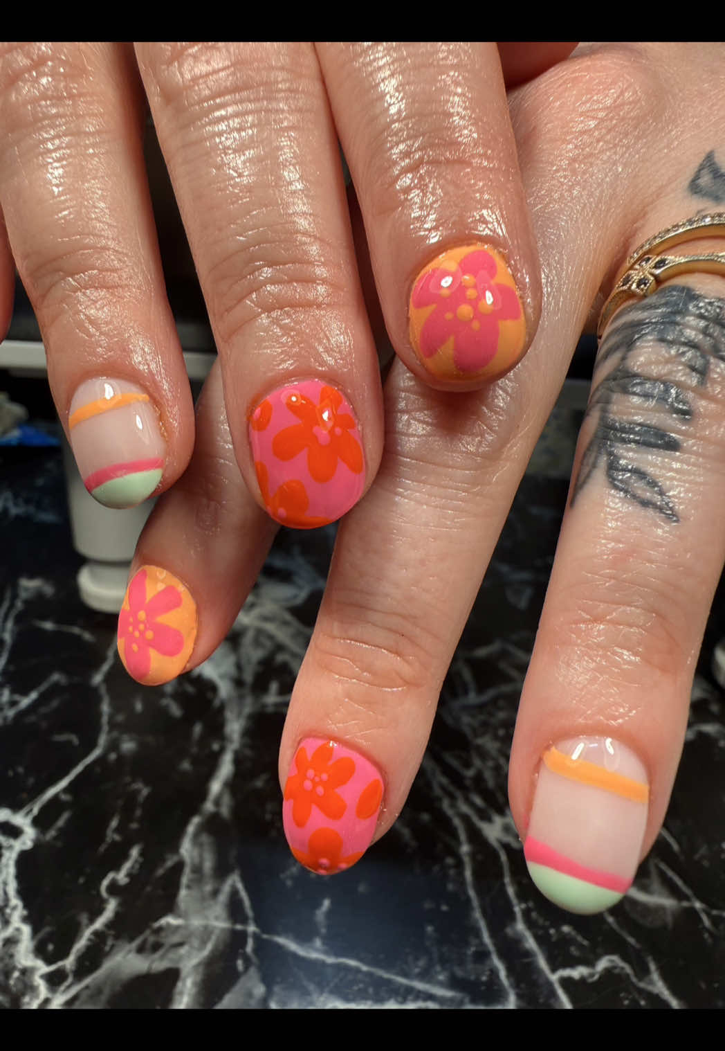 @thecurenailstudio