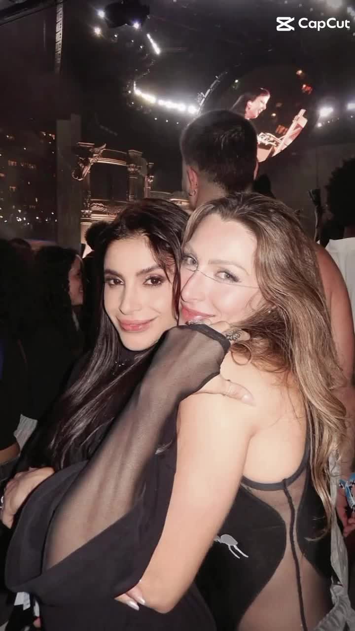@Lauraxzsz