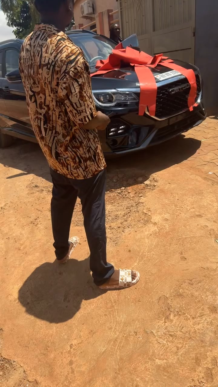 @Landro Boss🎤🇧🇫 👑