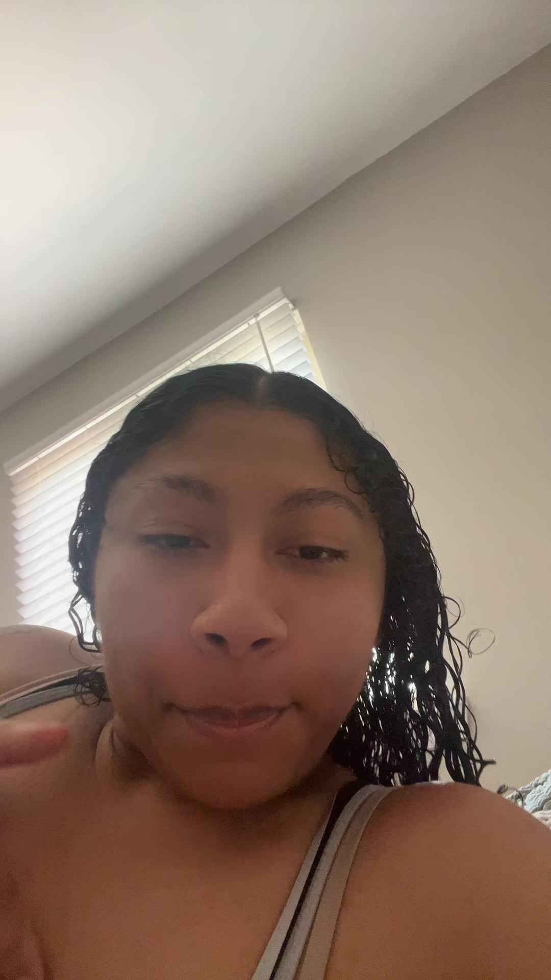 @iguessitsstarr