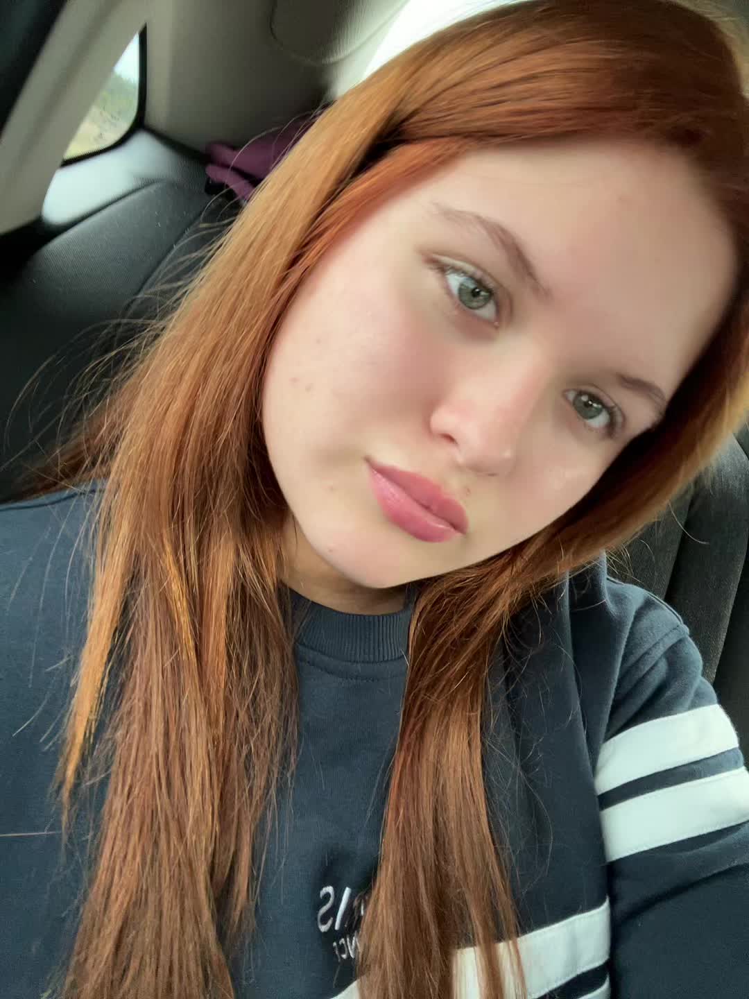 @valen 🦦