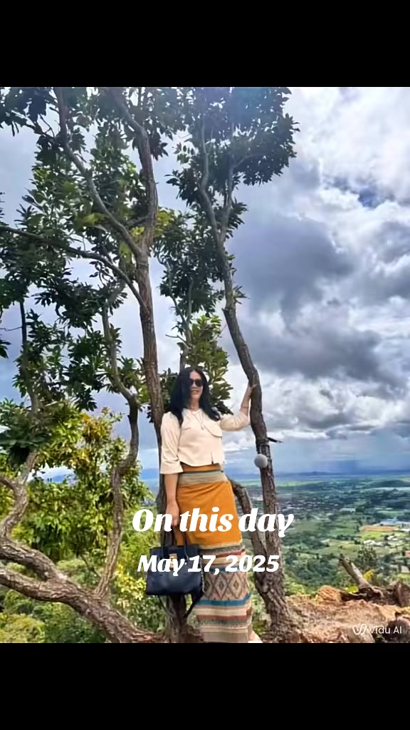 @NangKhamMoe