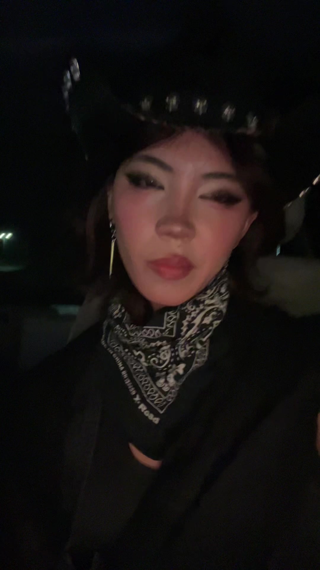 @iyuu