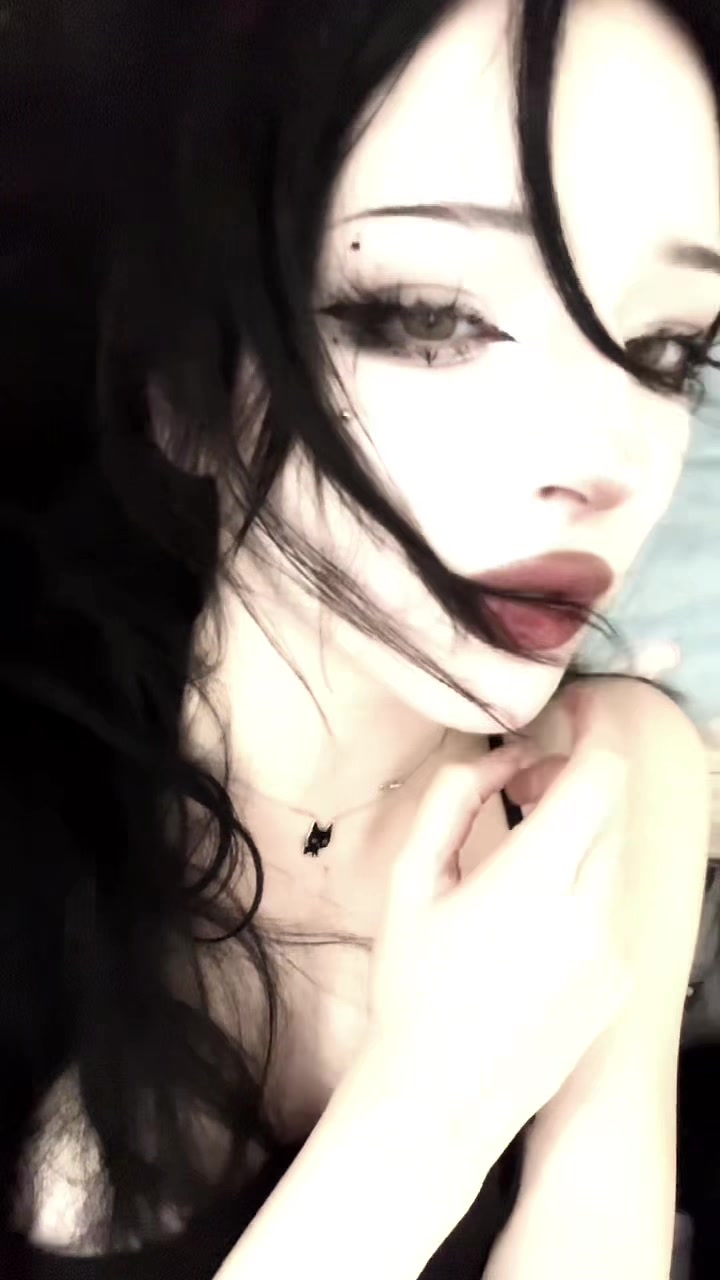 @hikkarska