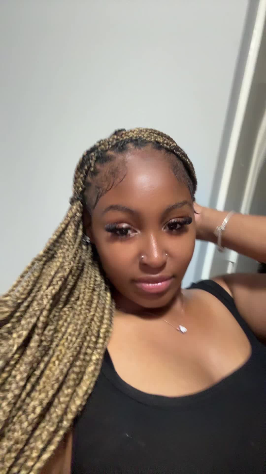 @Sexxybrownskingirl