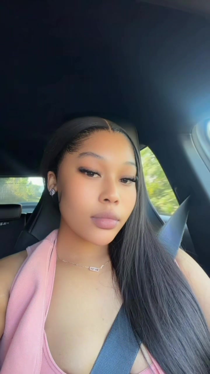 @Palesa__enhle