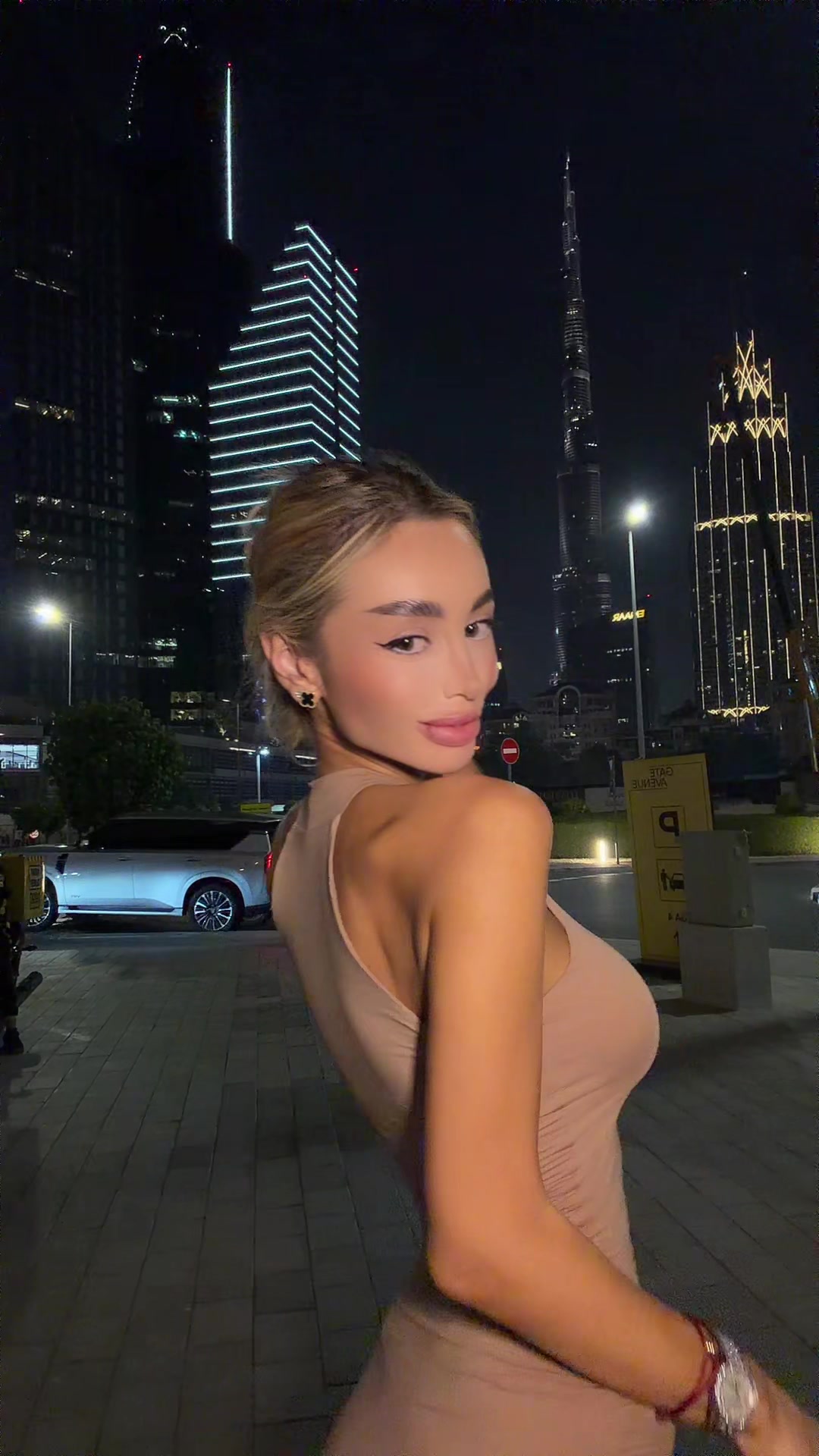@🇦🇪 Nicole Semionov