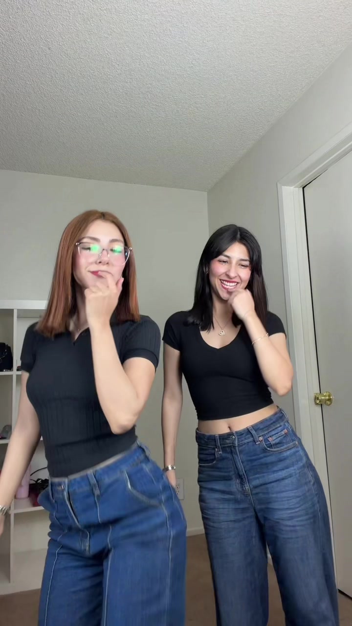 @gigi y maya :)