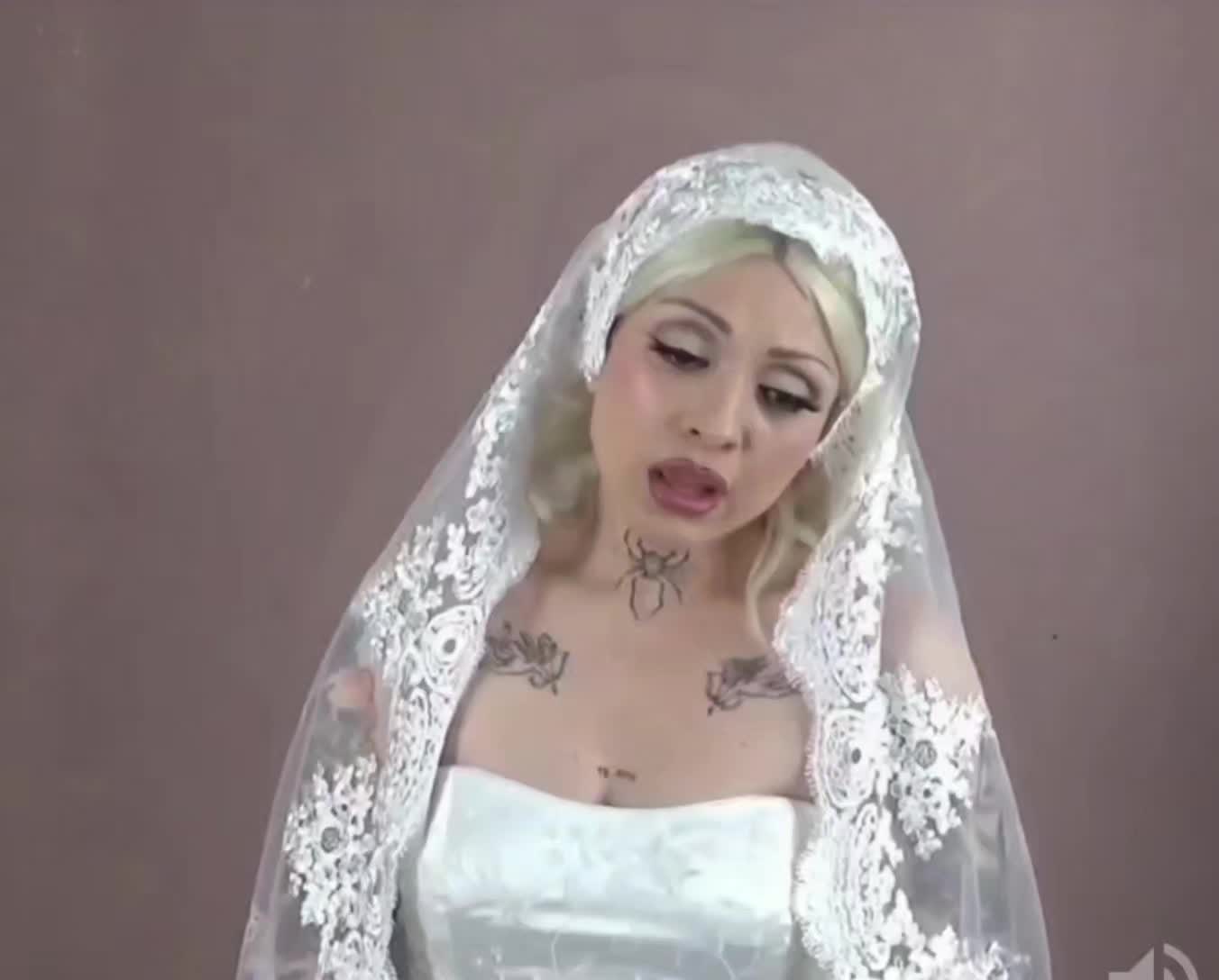 @Ari
