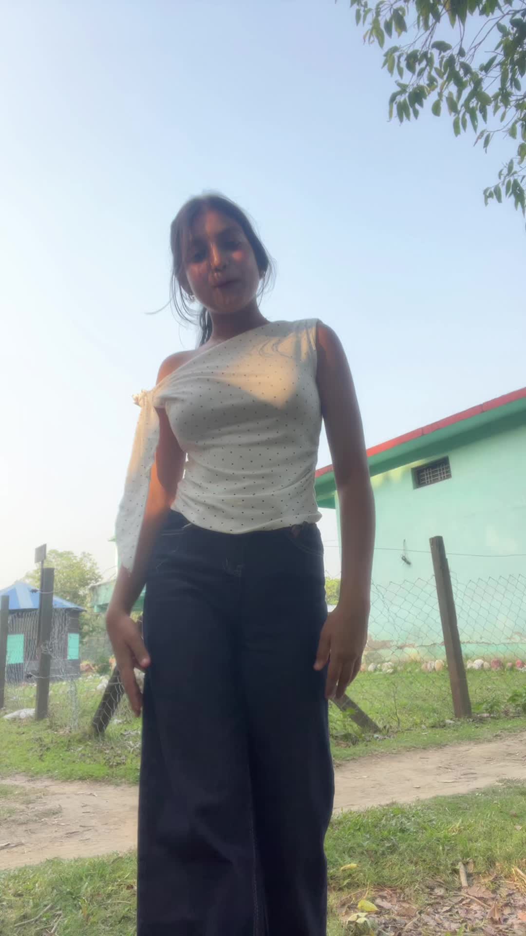 @एलिना