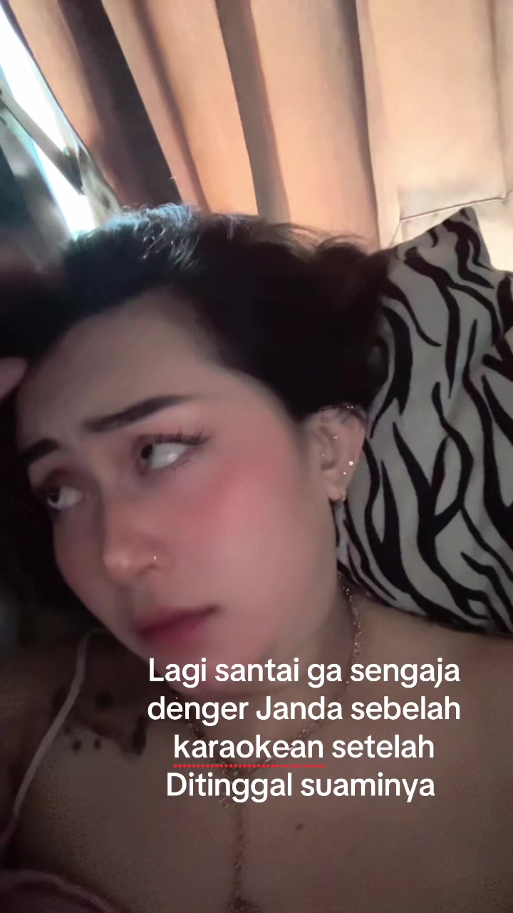 @DellaSantika22