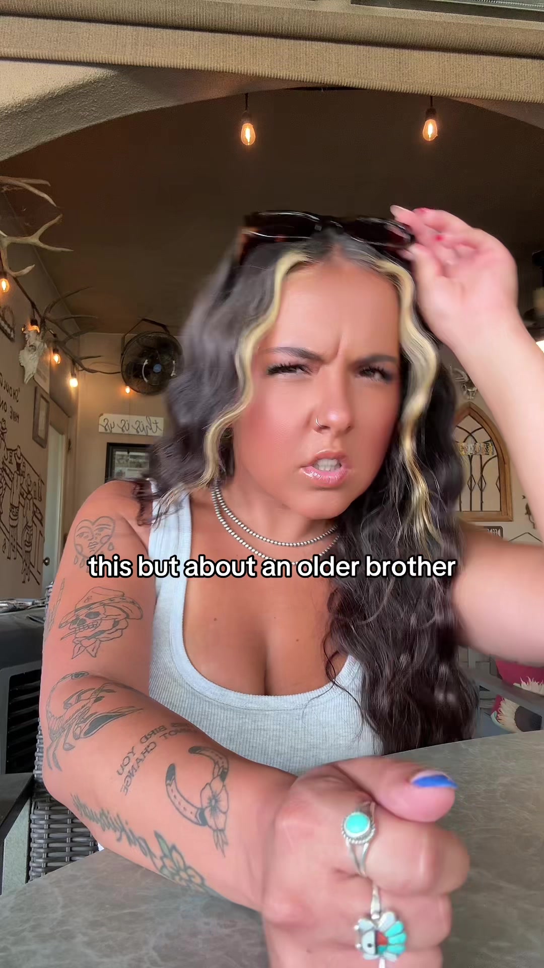 @pikivids_