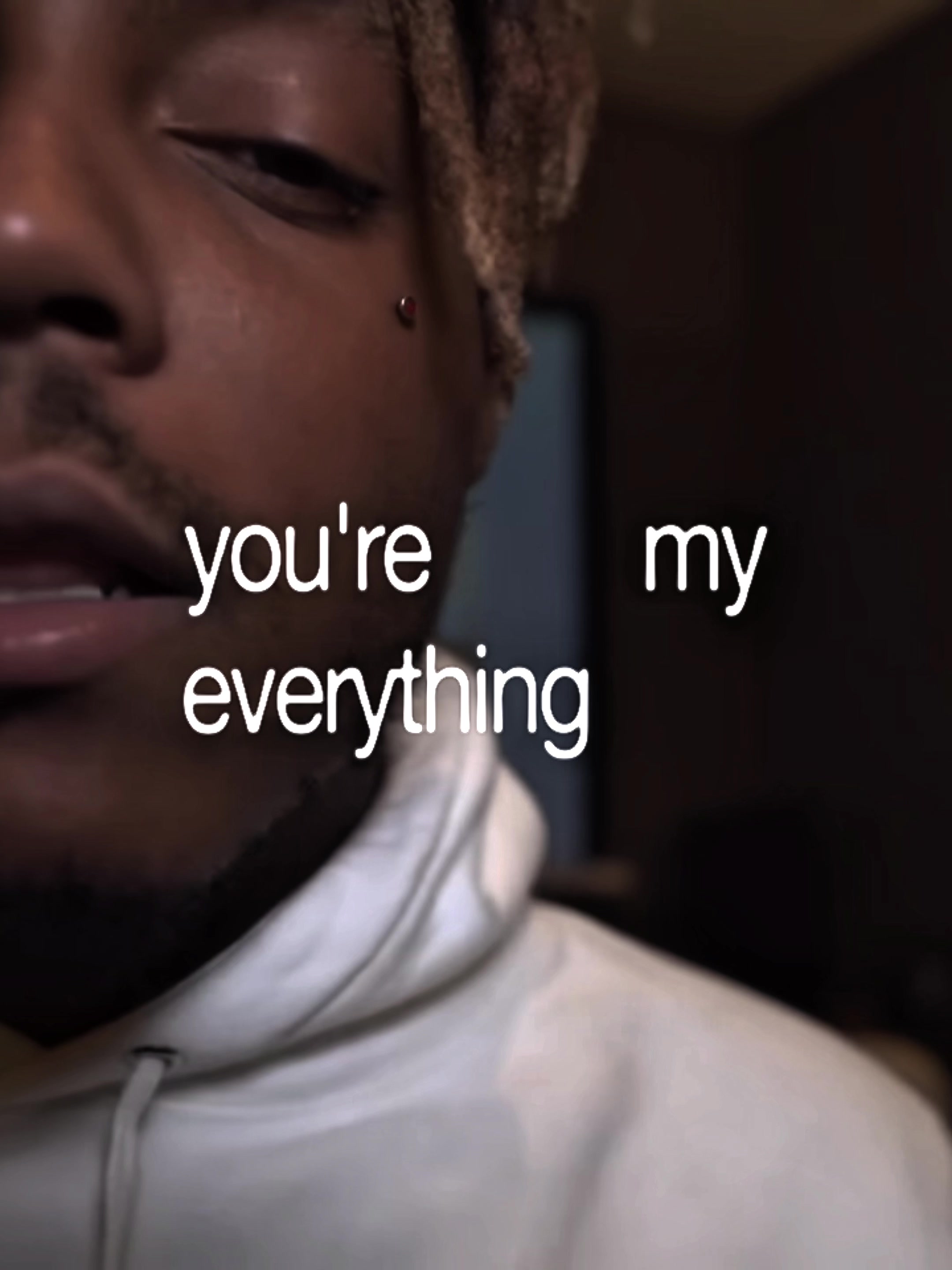 @️