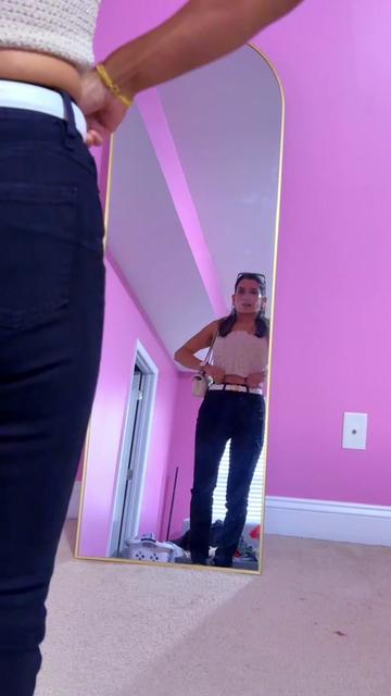 @Queen_Diya02