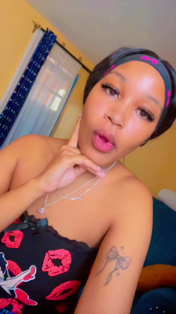 @Shanie 🌸