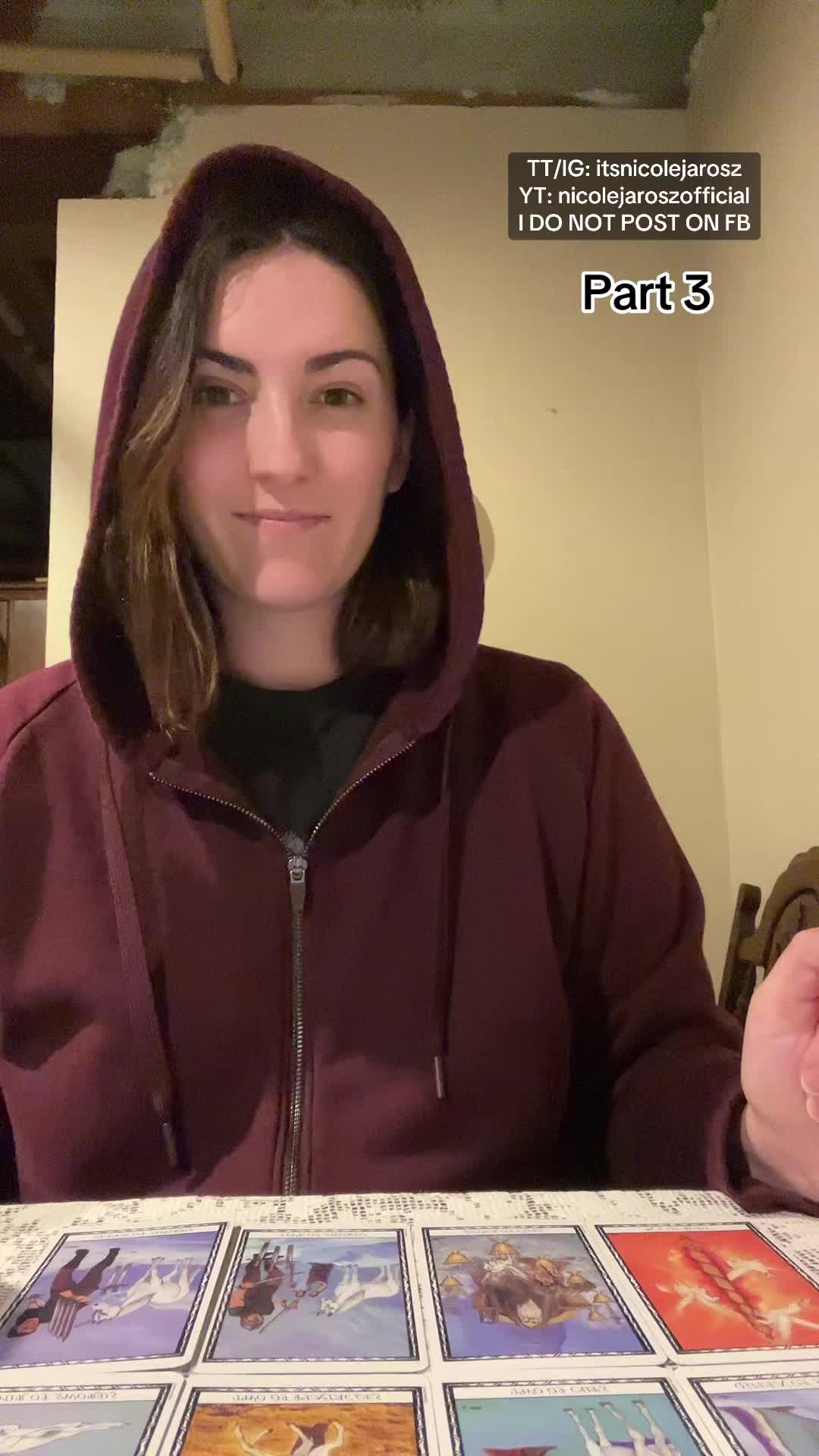 @NICOLE JAROSZ