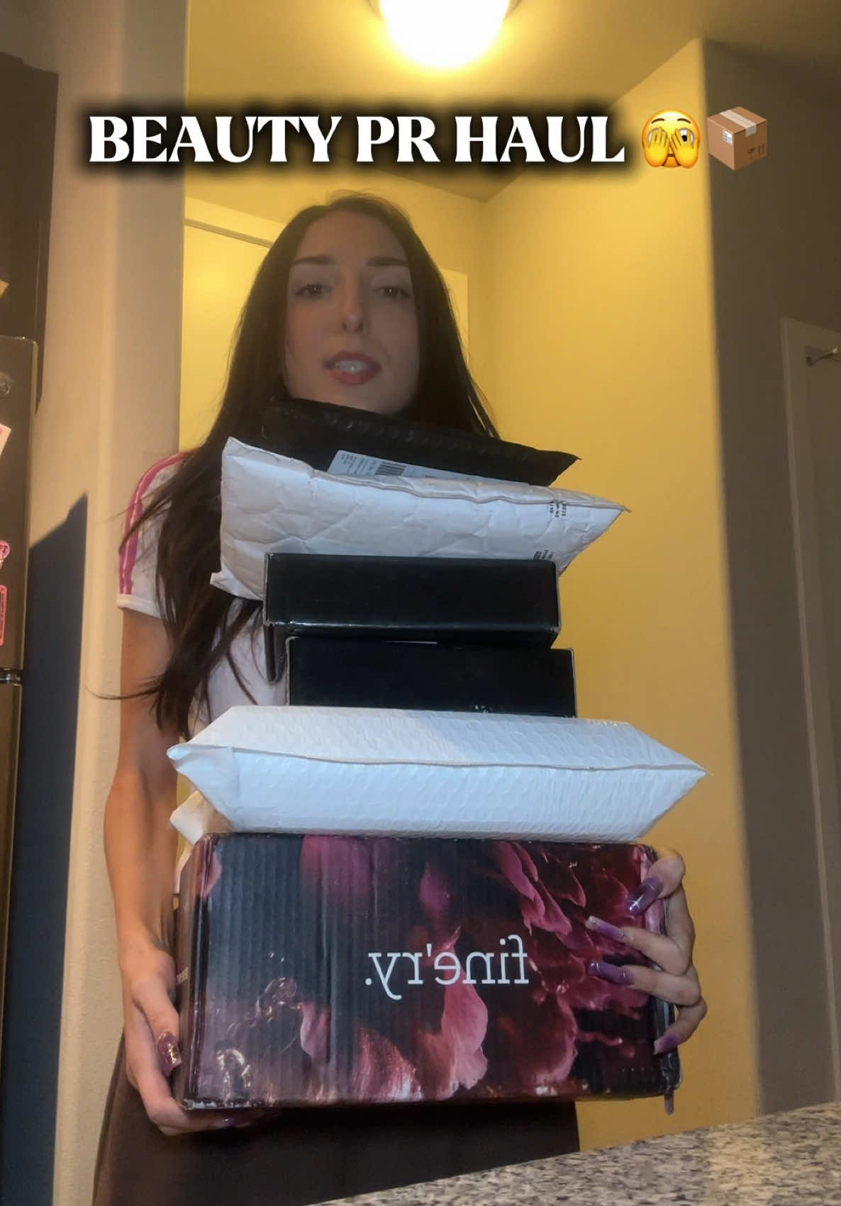 @ItsAlexisSimone