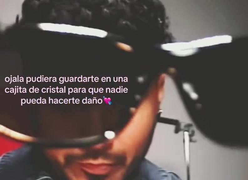 @𓂀