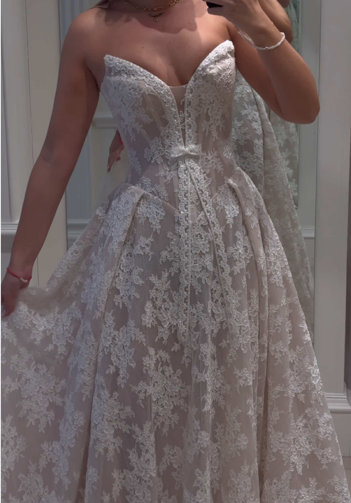 @Galia Lahav