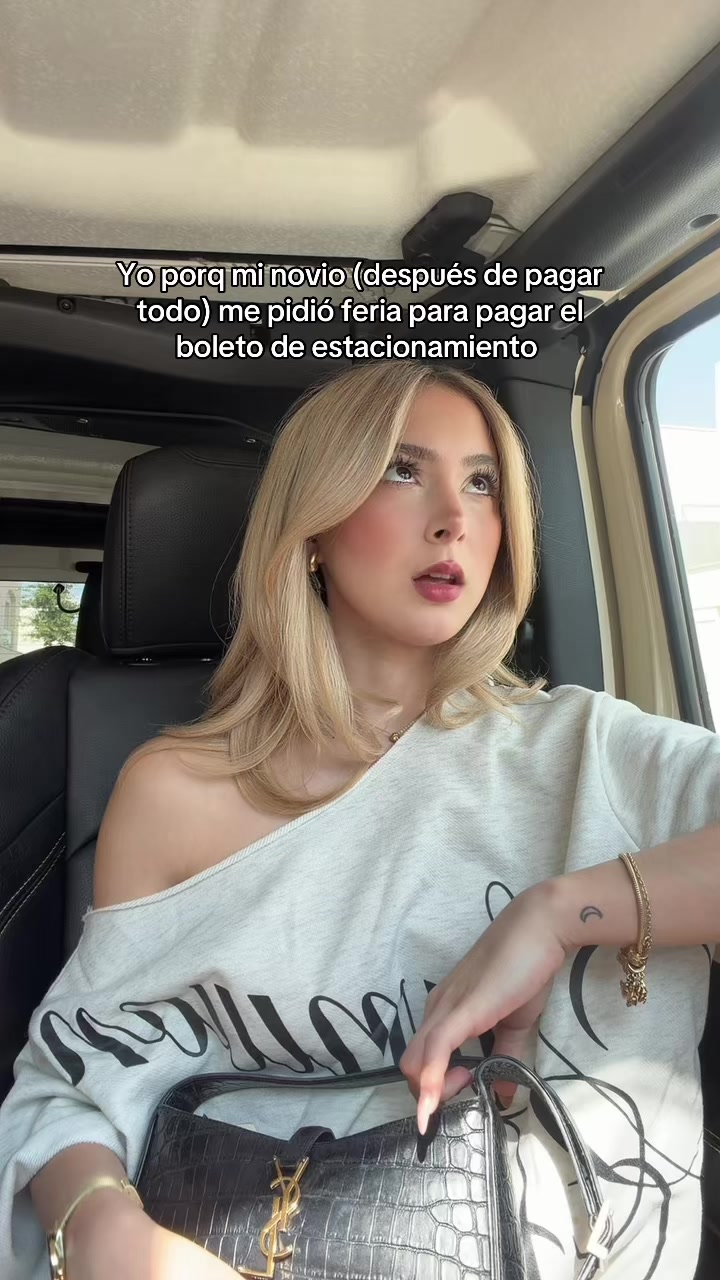@dafnne ☻