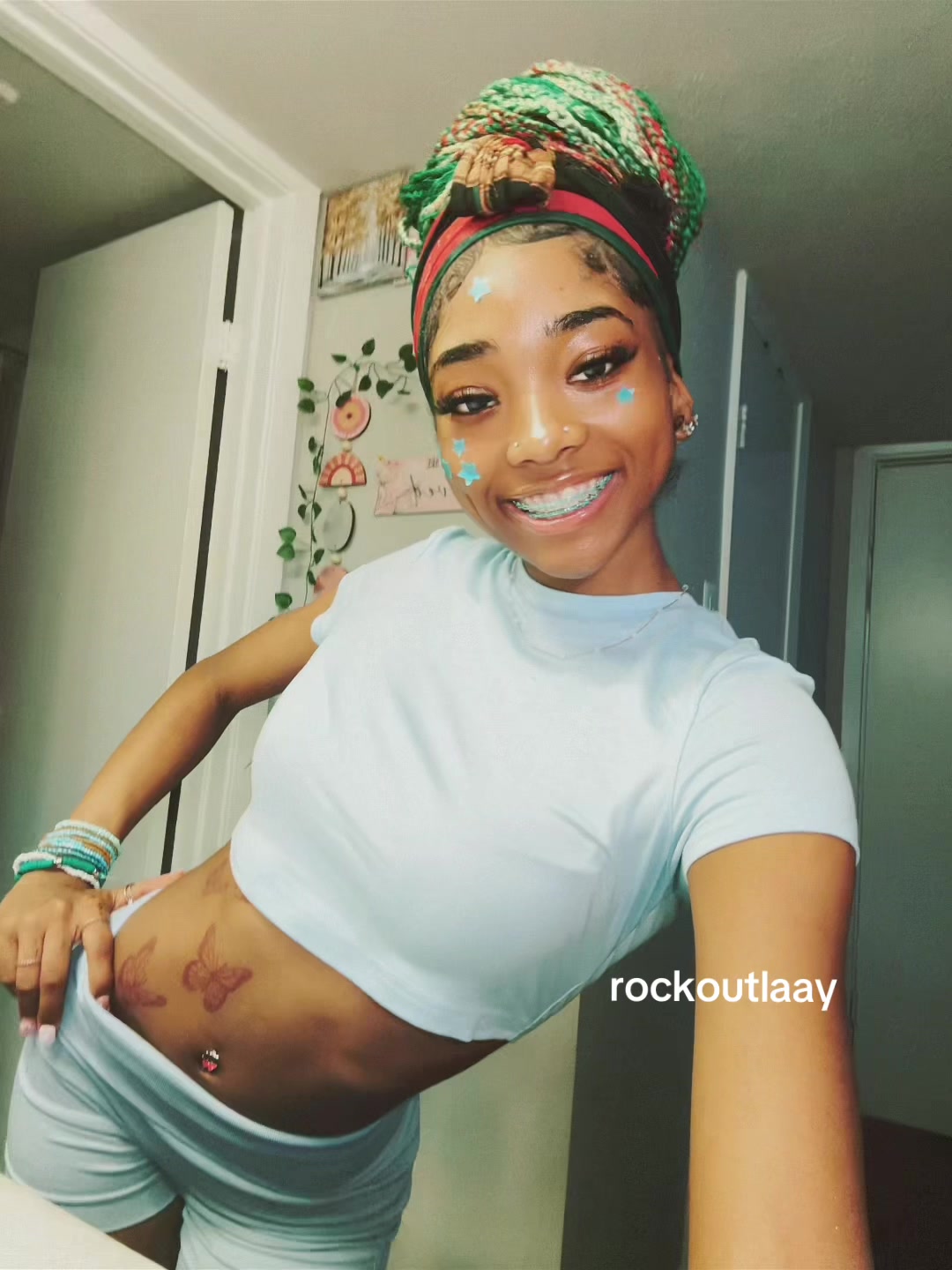 @rockoutlaay